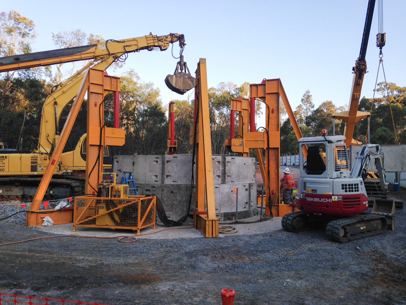 bulimba-sewer-trunk-main-2.jpg