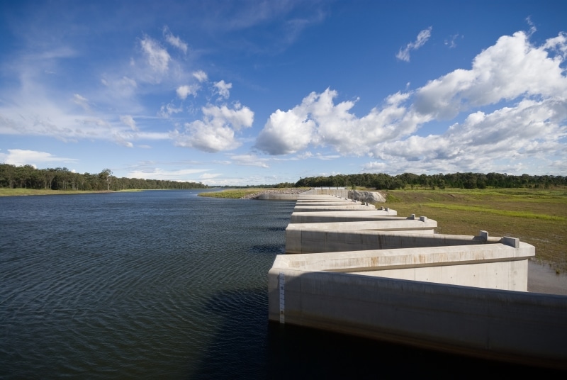 Grahamstown-Dam.jpg